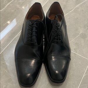 Florsheim Classic Black Men's Dress Shoes sz 9.5